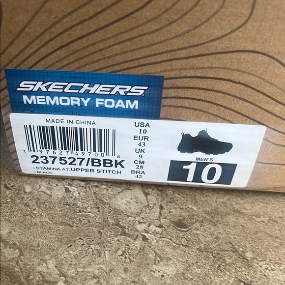 Skechers Men's Black Athletic Shoes - Picture 2 of 7